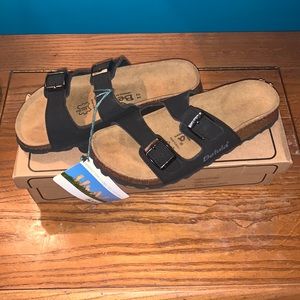 NEW Black and natural cork sandals
